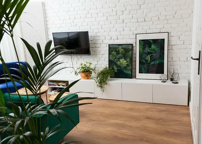Loft Paprotka Premium Apartment, Close To Mtp Expo, F.Vat