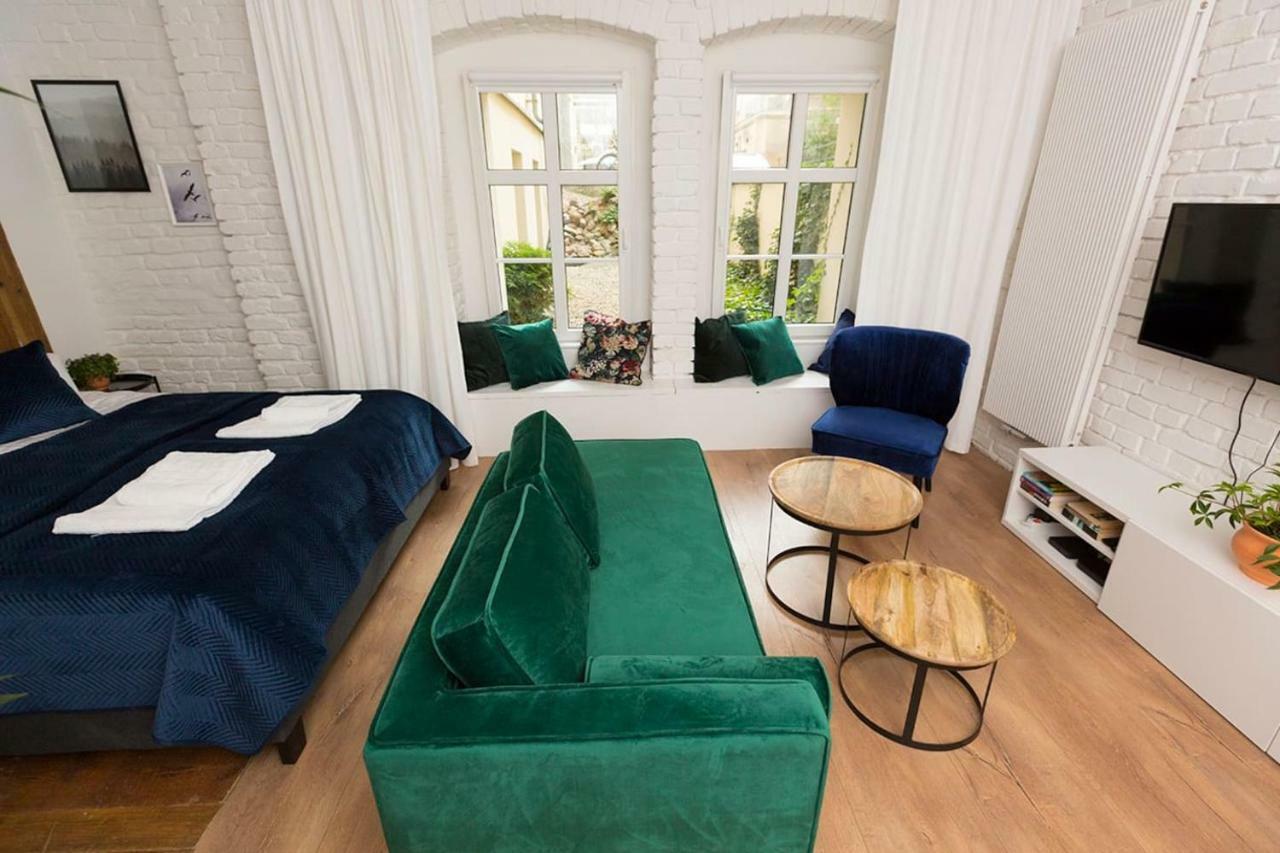 Loft Paprotka Premium Apartment, Close To Mtp Expo, F.vat Apartment