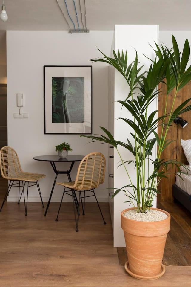 Loft Paprotka Premium Apartment, Close To Mtp Expo, F.vat *